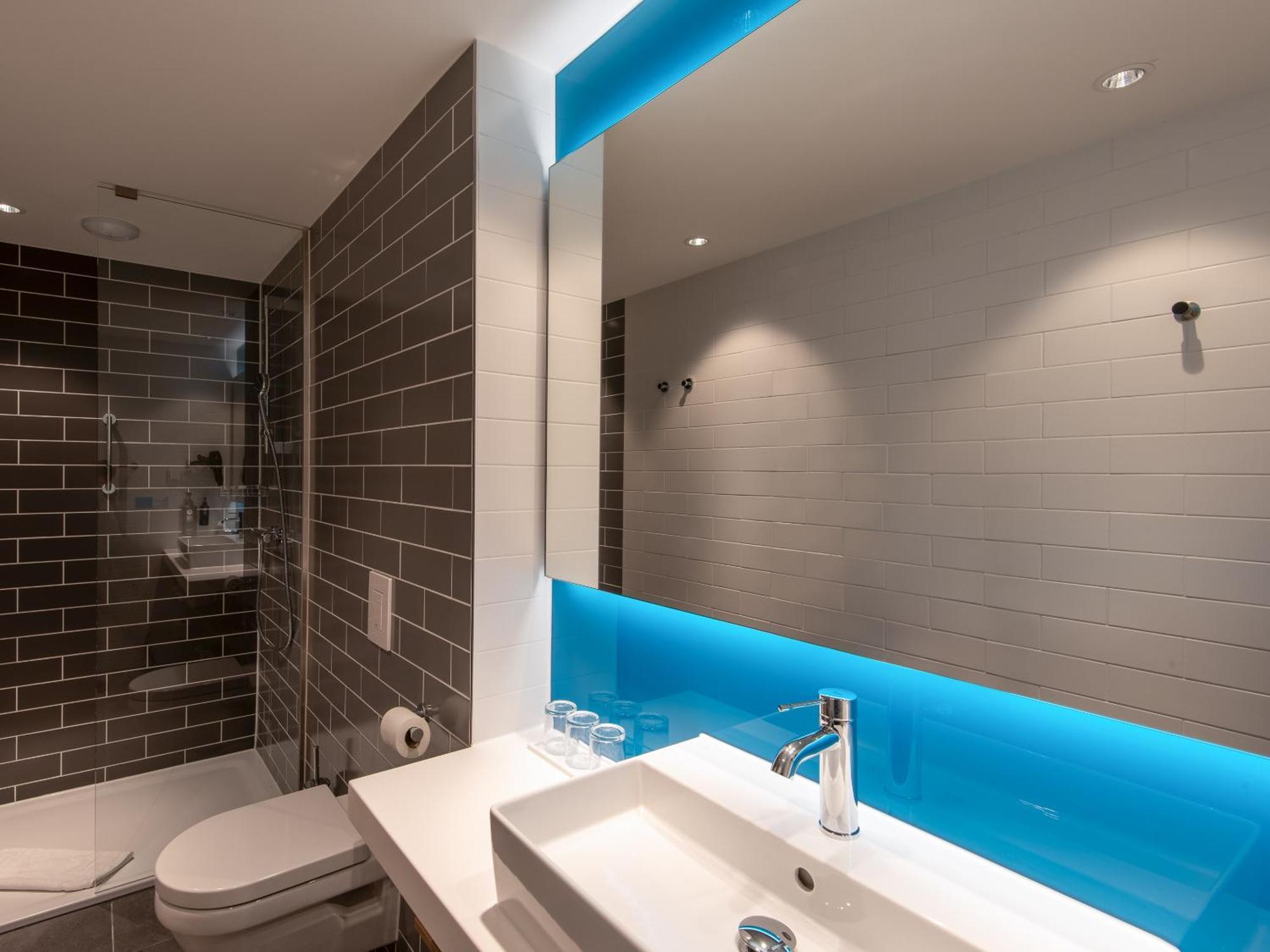 Holiday Inn Express Heilbronn By Ihg Ngoại thất bức ảnh