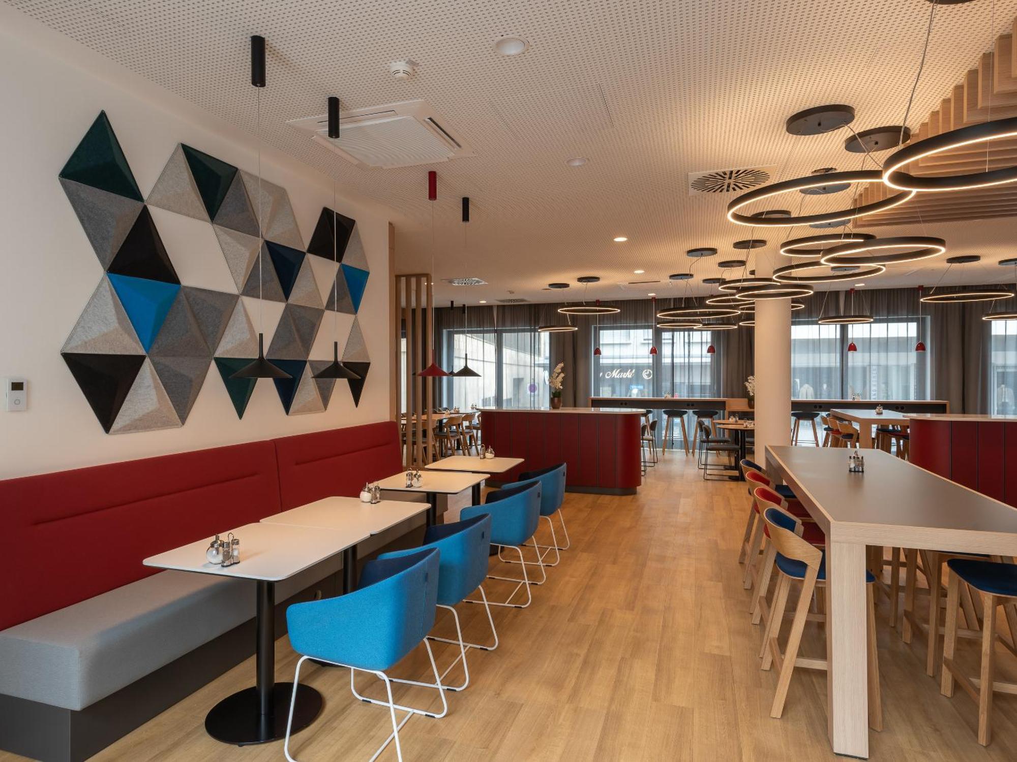 Holiday Inn Express Heilbronn By Ihg Ngoại thất bức ảnh